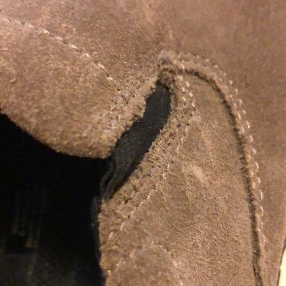 L L Bean genuine suede slip on flats size 6 - Picture 4 of 7